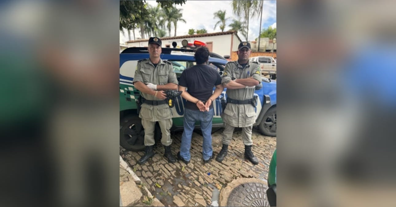 Pirenópolis: identidade de preso por dar mais de 20 facadas em namorada é revelada