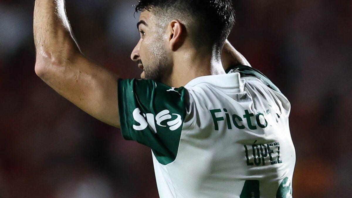 Flaco López