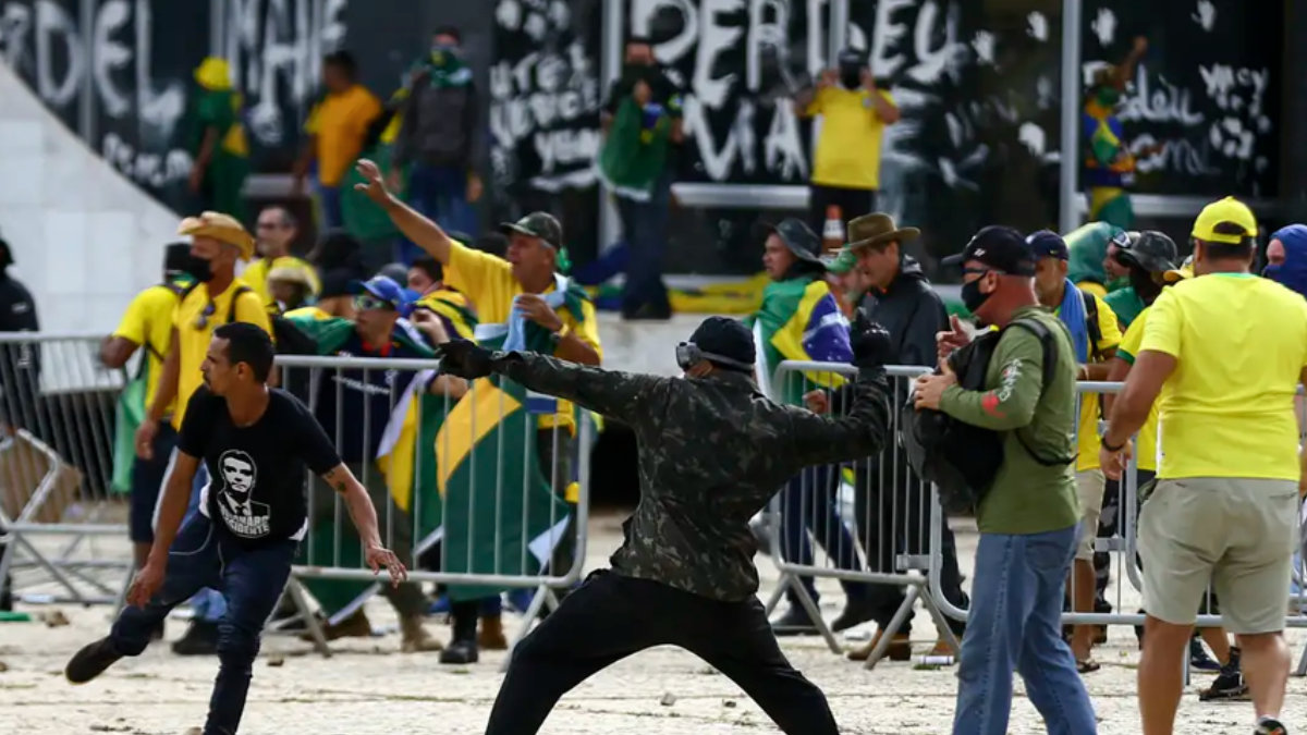 Golpistas de 8 de janeiro de 2023 (Foto: Agência Brasil)