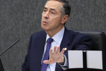 Ministro Luís Roberto Barroso: resposta à Economist (Foto: Agência Brasil)