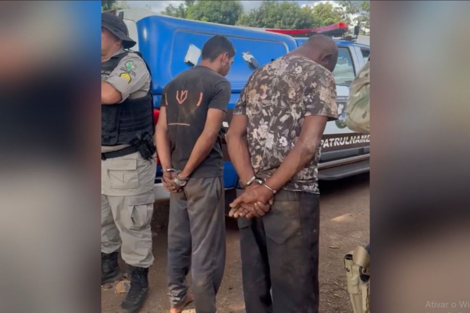 Homens presos suspeitos de furtar e abater bovino (Foto: Reprodução)