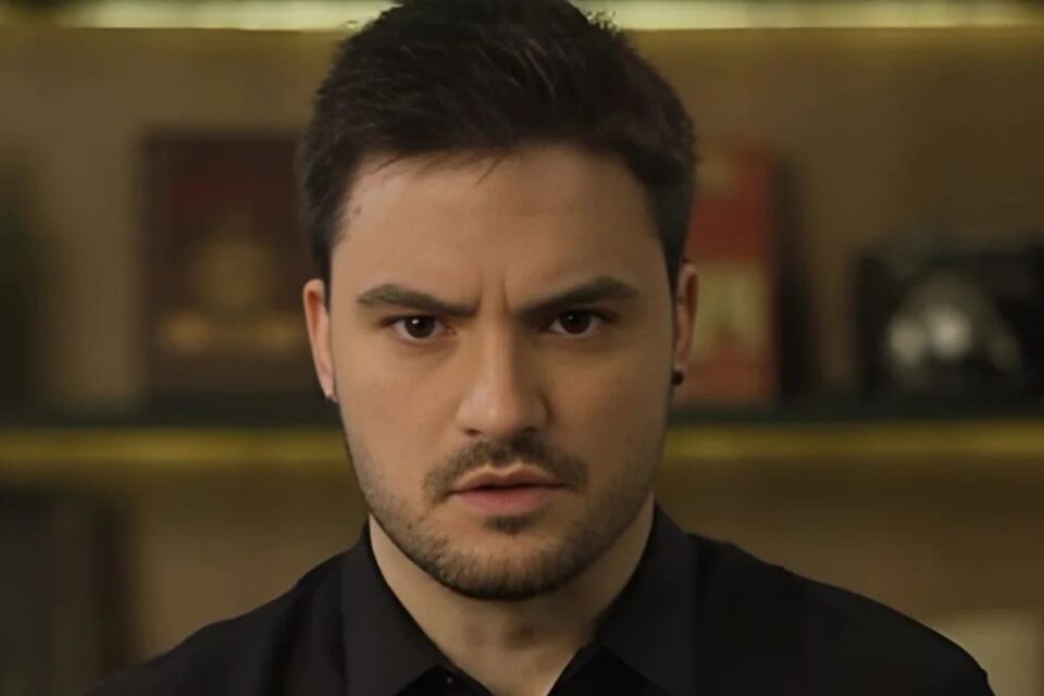 Felipe Neto anuncia sua pré-candidatura à Presidência da República: 'Não é vaidade' Influenciador publicou vídeo Nova Fala