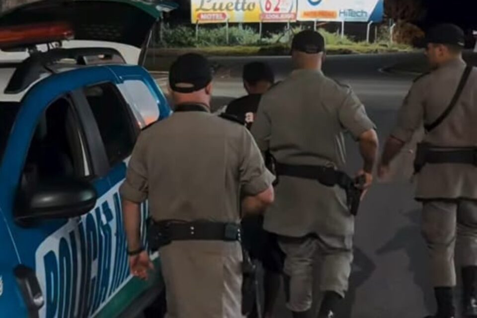 furto carro x suspeito