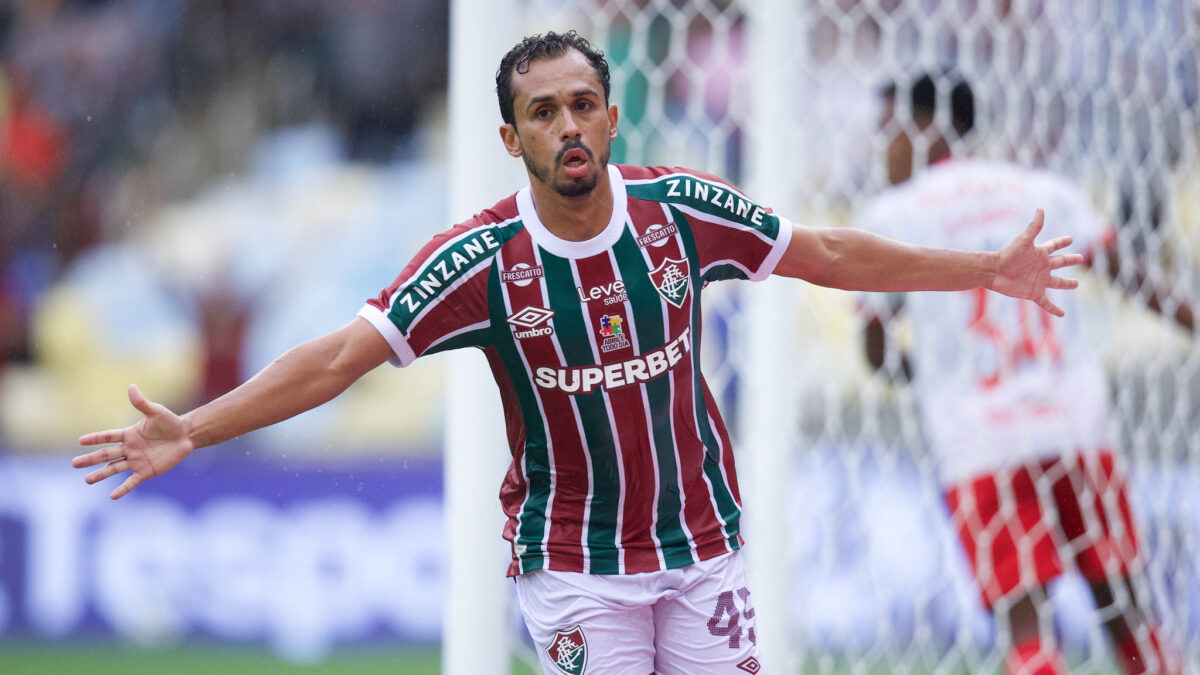 Lima comemora gol do Fluminense contra o Red Bull Bragantino
