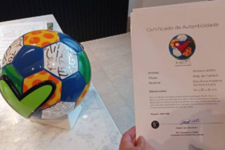 Obra de Romero Britto encontrada pela PF (Foto: Divulgação)