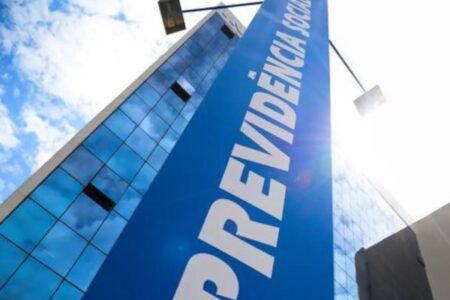 Oposição protocola requerimento para abertura de CPI do INSS com 185 assinaturas