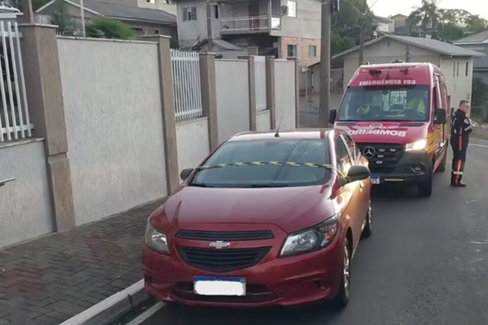 carro-bebe-esquecido-em-carro