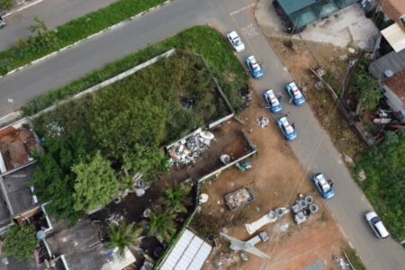 Imagem mostra uma foto área da operação