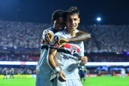 Ferreirinha comemora gol pelo São Paulo