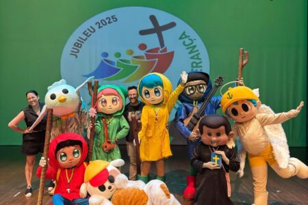Espetáculo gratuito estreia em Goiânia no Domingo de Páscoa