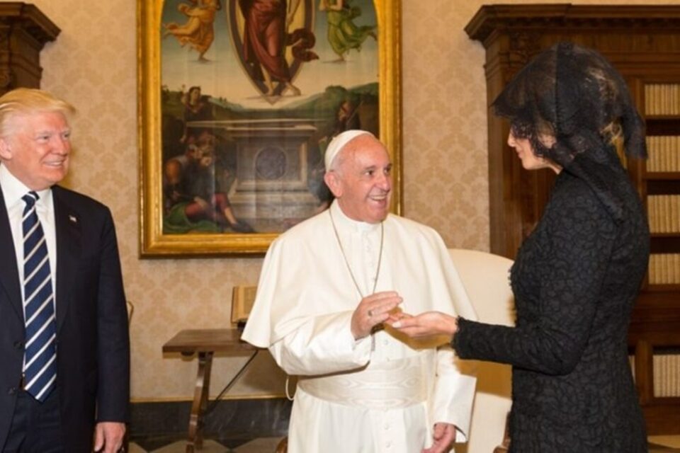 trump-papa-francisco