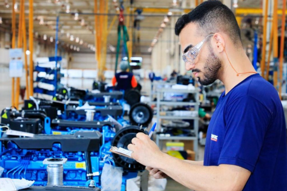 Goiás lidera criação de empregos em fevereiro com mais de 20 mil vagas