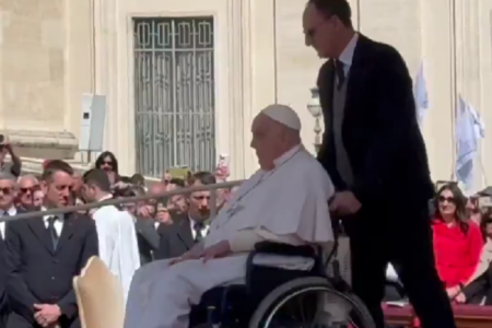 Papa Francisco em aparição surpresa (Foto: Reprodução)