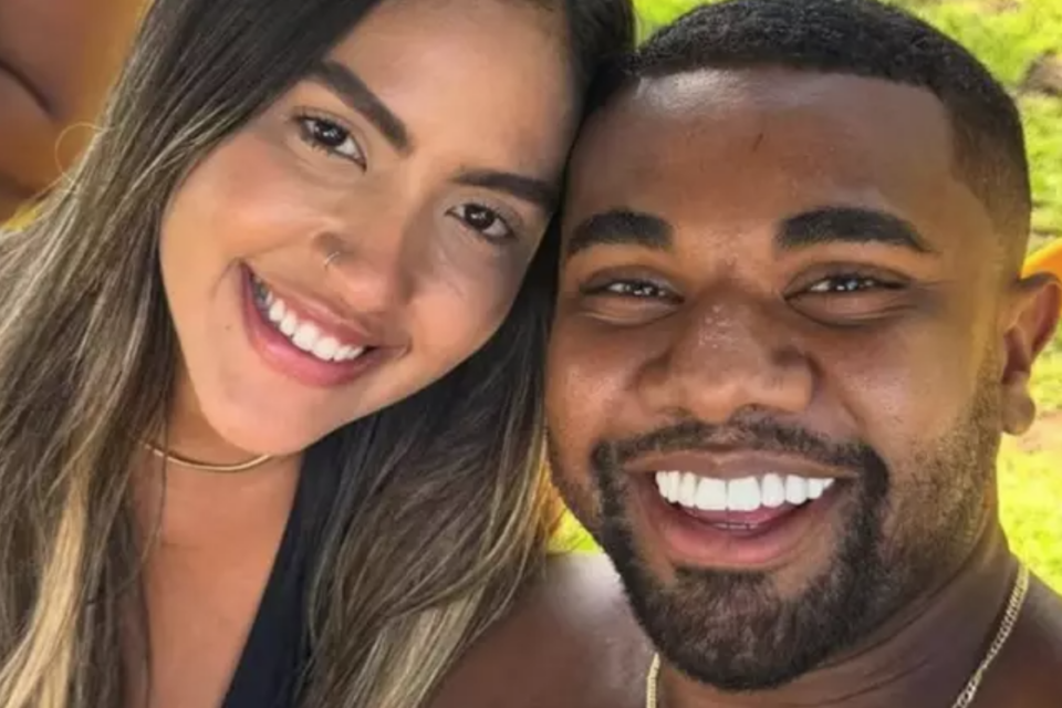 Davi Brito e Adriana Paula (Foto: Reprodução/Instagram)
