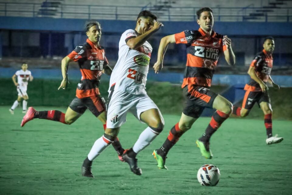 Partida entre Anápolis e Ituano na Série C