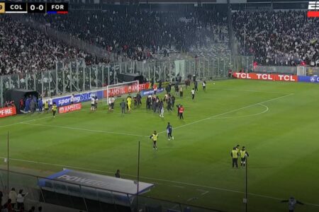 Confusão no jogo entre Fortaleza e Colo-Colo