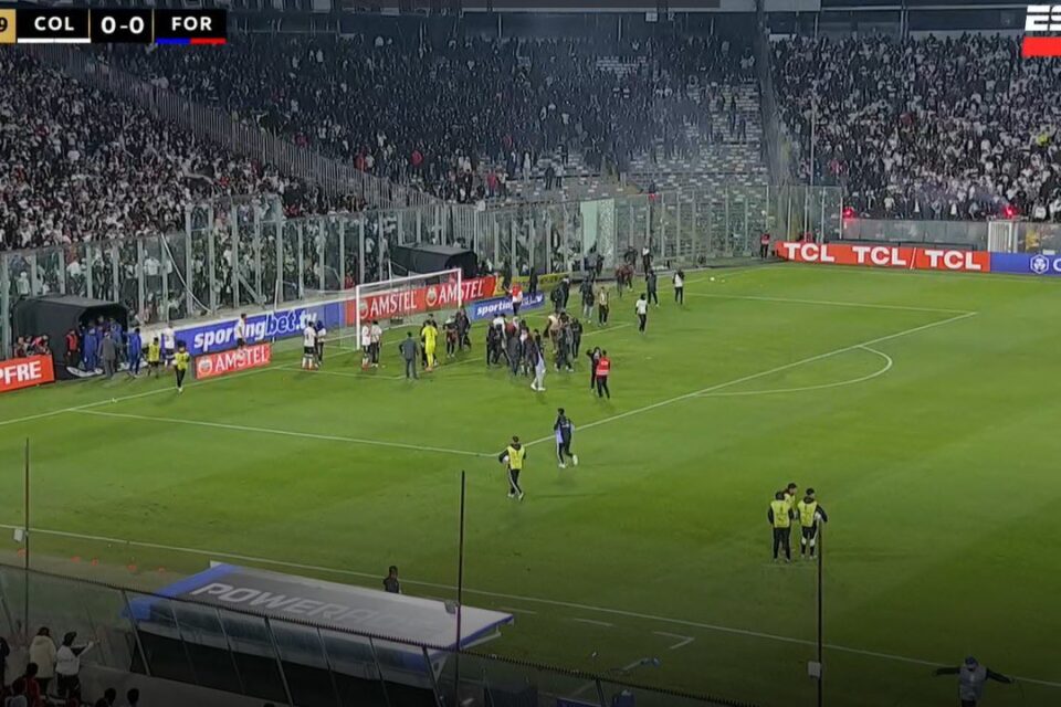 Confusão no jogo entre Fortaleza e Colo-Colo