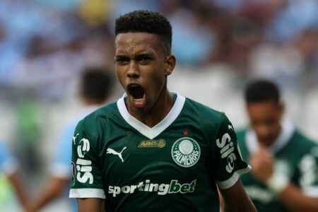 Estêvão, atacante do Palmeiras
