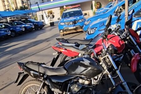 PM apreende 4 motocicletas na madrugada de domingo durante um 'rolezinho' em Goiânia