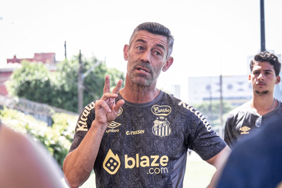 Treinador, Pedro Caixinha é demitido do Santos nesta segunda (14/3)