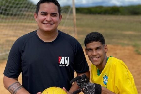 Luva de Pedreiro perde processo e terá de pagar cerca de R$ 6 milhões a ex-empresário Influenciador foi condenado a ressarcir Allan Jesus