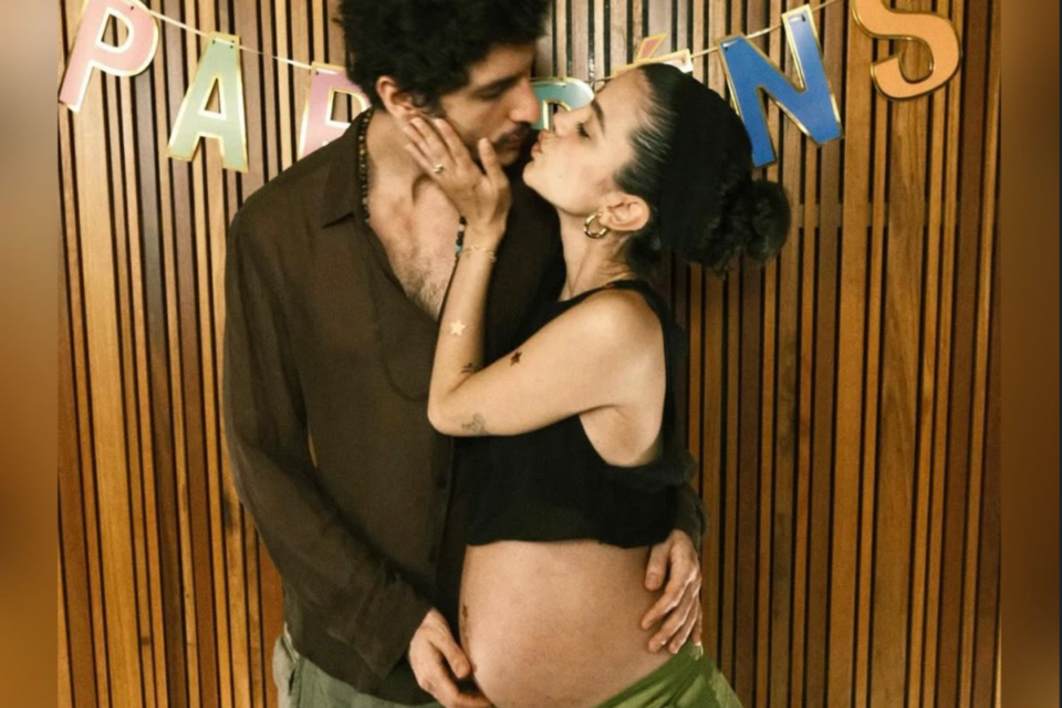 Manu Gavassi e Jullio Reis (Foto: Reprodução/Instagram)