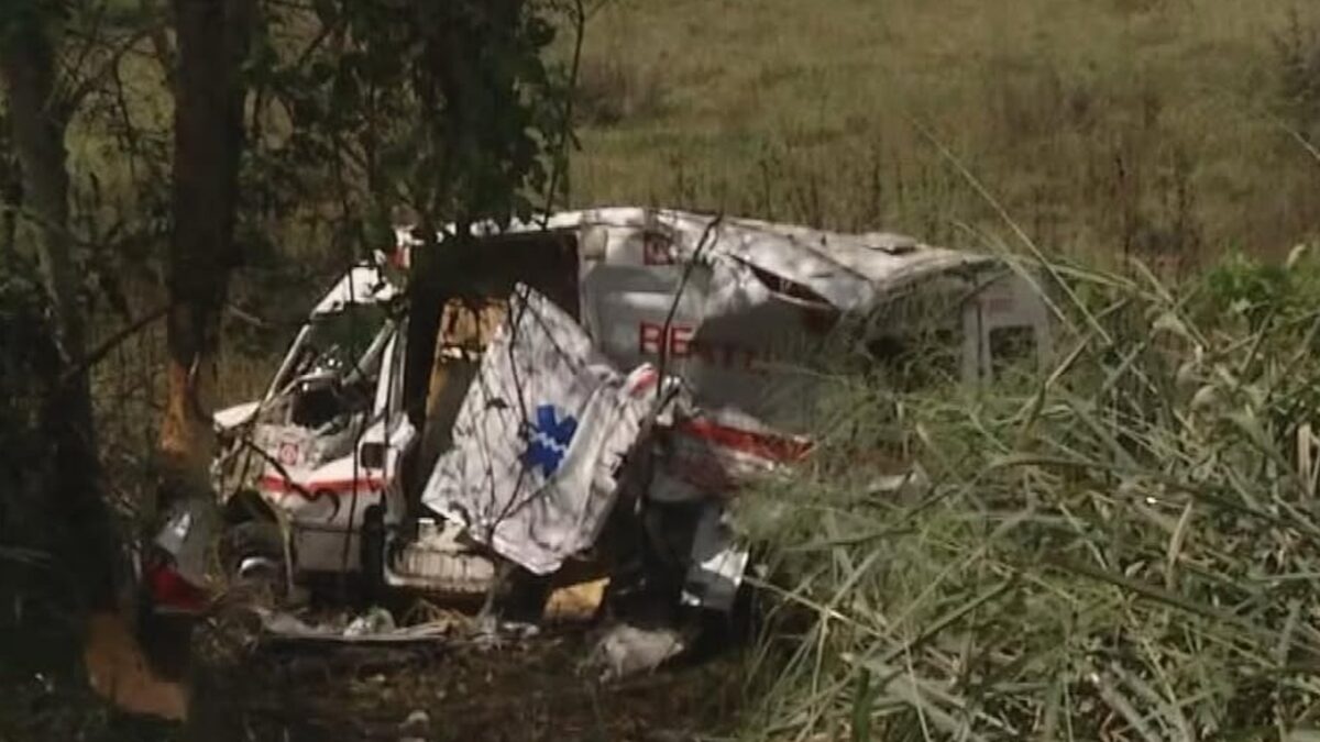 Imagem da ambulância da Triunfo Conceba