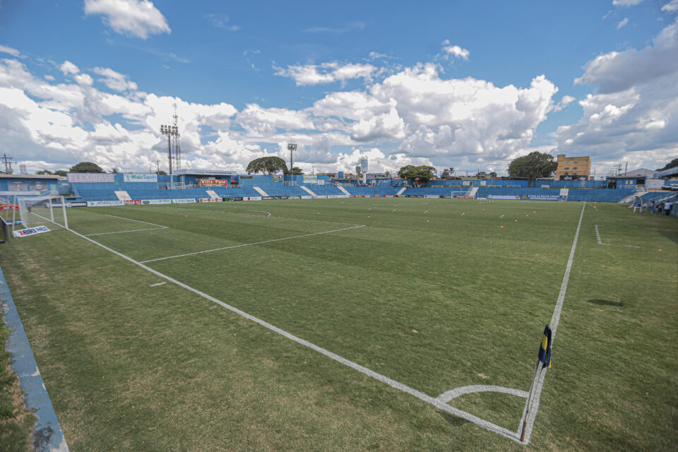 Estádio Anníbal Batista de Toledo, em Aparecida de Goiânia
