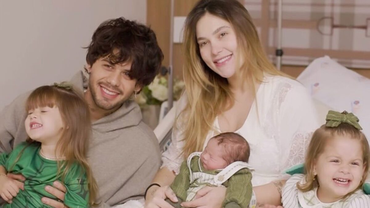 Virginia afirma que vai continuar expondo filhos na internet: "eu mando e vai ser assim" "Vão virar influencer do tigrinho aos 7 anos"