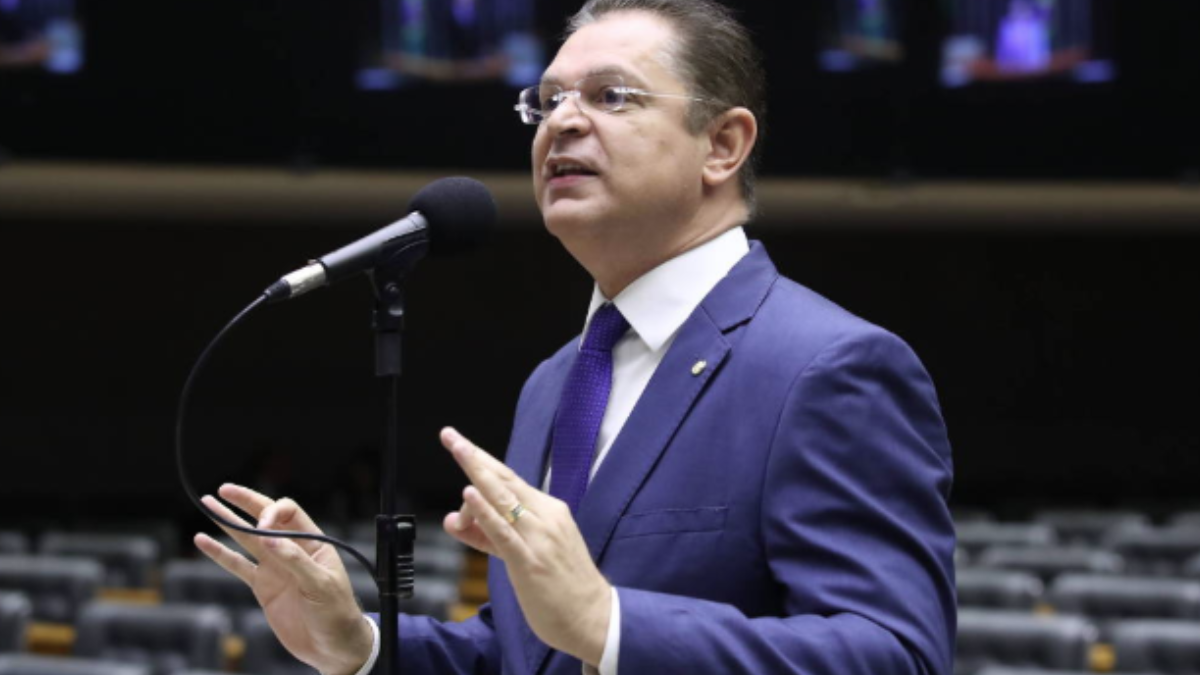 Sóstenes Cavalcante (PL-RJ) em sessão na Câmara em 2024 - Mario Agra - 13.mar.24/Câmara dos Deputados