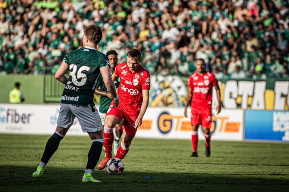 Duelo entre Goiás e Vila Nova nesta temporada