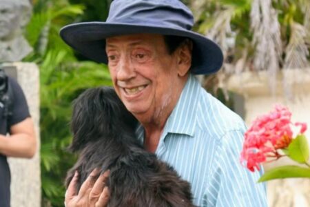 Ator falou da primeira noite no Retiro dos Artistas Marcos Oliveira, o Beiçola de A grande família, emociona ao conhecer sua nova casa; vídeo