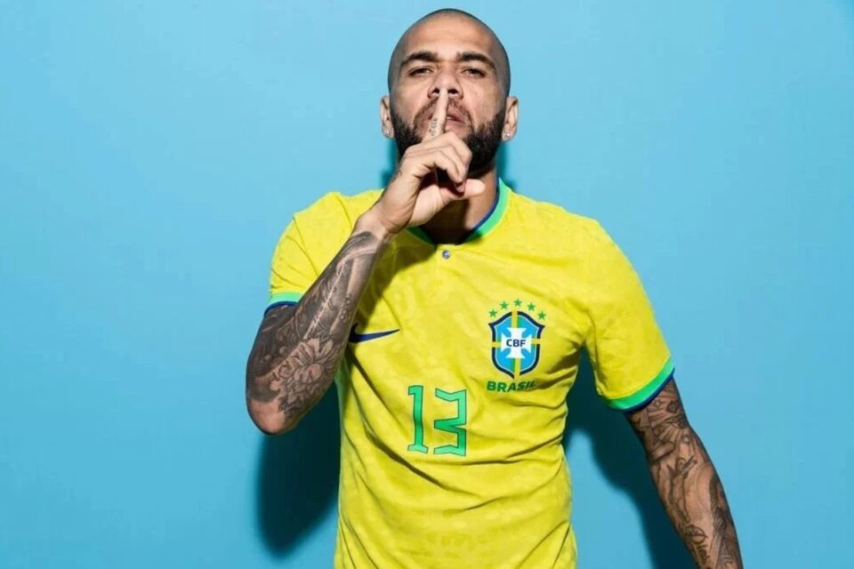 MP da Espanha recorrerá contra absolvição de Daniel Alves em caso de estupro Ex-jogador brasileiro teve sua condenação anulada