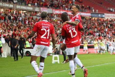 Internacional vence Cruzeiro
