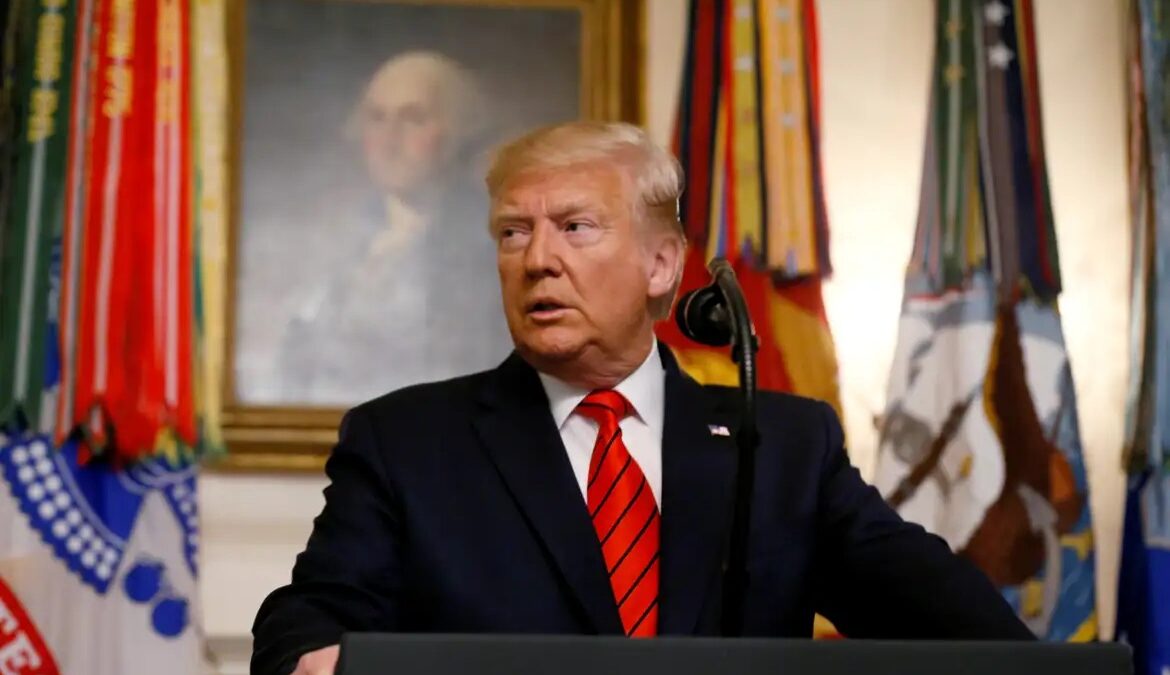 China retalia Trump e anuncia tarifas de 34% sobre produtos dos EUA Ações globais ampliaram suas perdas nesta sexta (4) após uma venda brutal