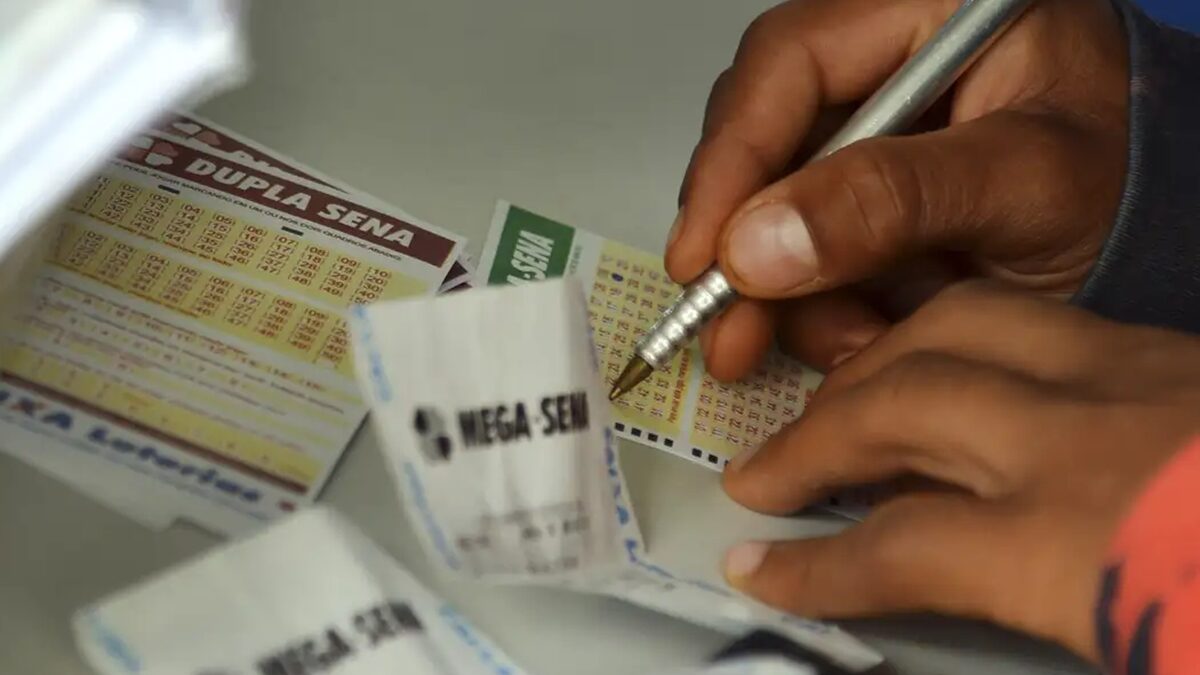 Mega-Sena acumula em R$ 20 mi; em Goiás, apostas de 3 cidades acertaram 5 dezenas