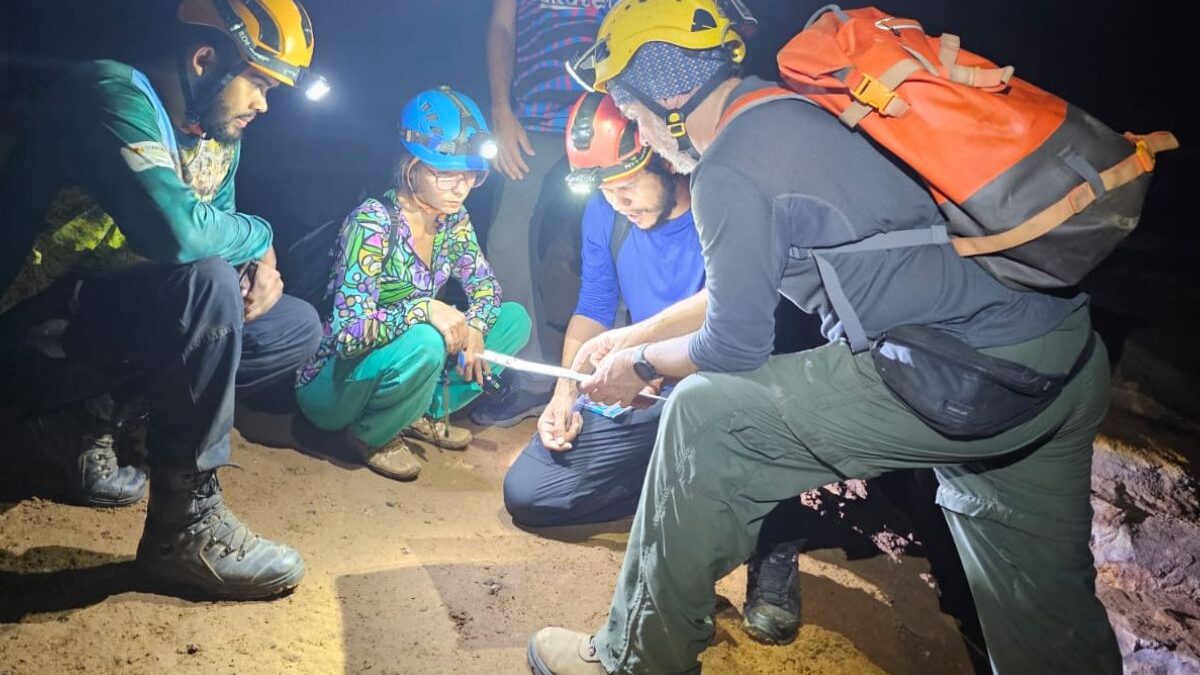 Curso da Semad sobre cavernas no Parque Estadual de Terra Ronca (Foto: Divulgação)