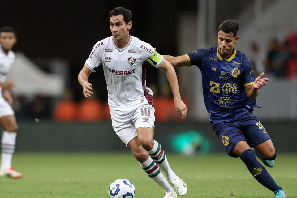 Partida entre Aparecidense e Fluminense na Copa do Brasil