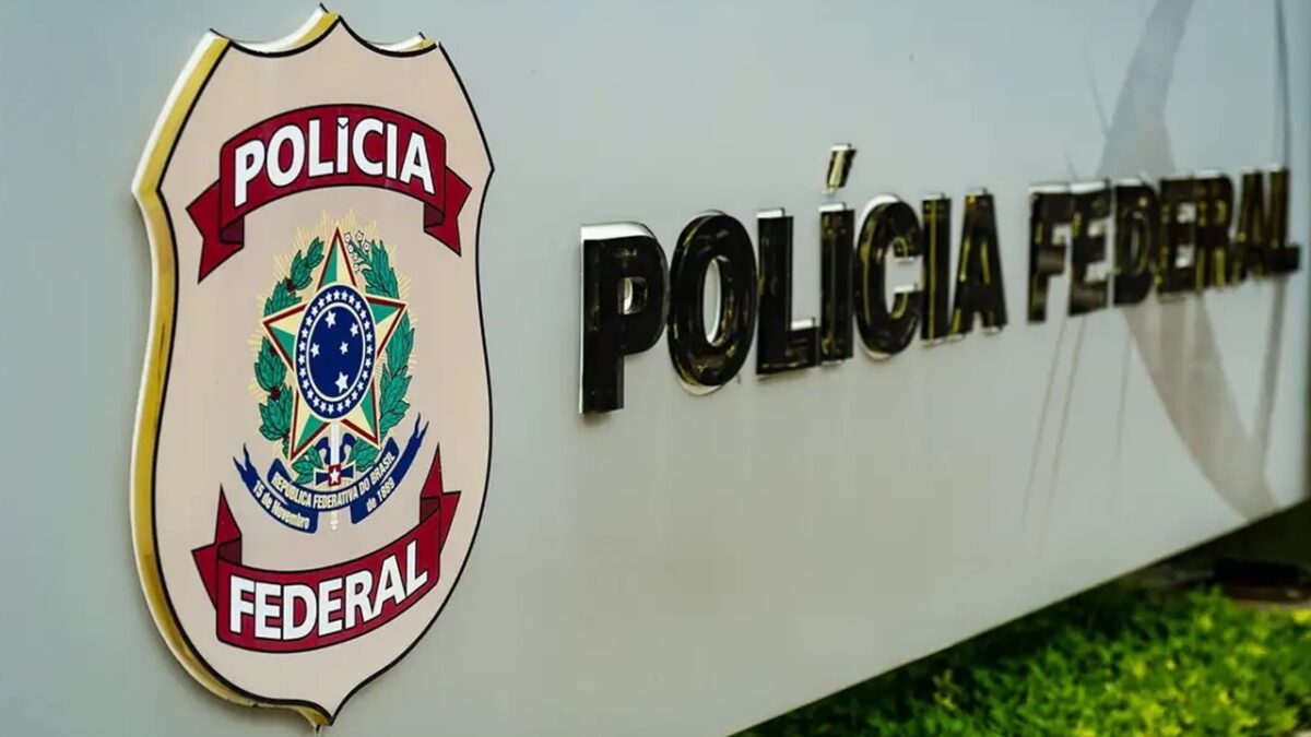 Polícia Federal abre concurso com mais de mil vagas; veja salários Cargos são para agente federal, escrivão, delegado e mais