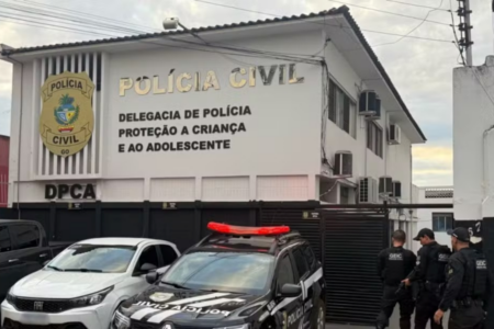 A imagem da fachada da DPCA