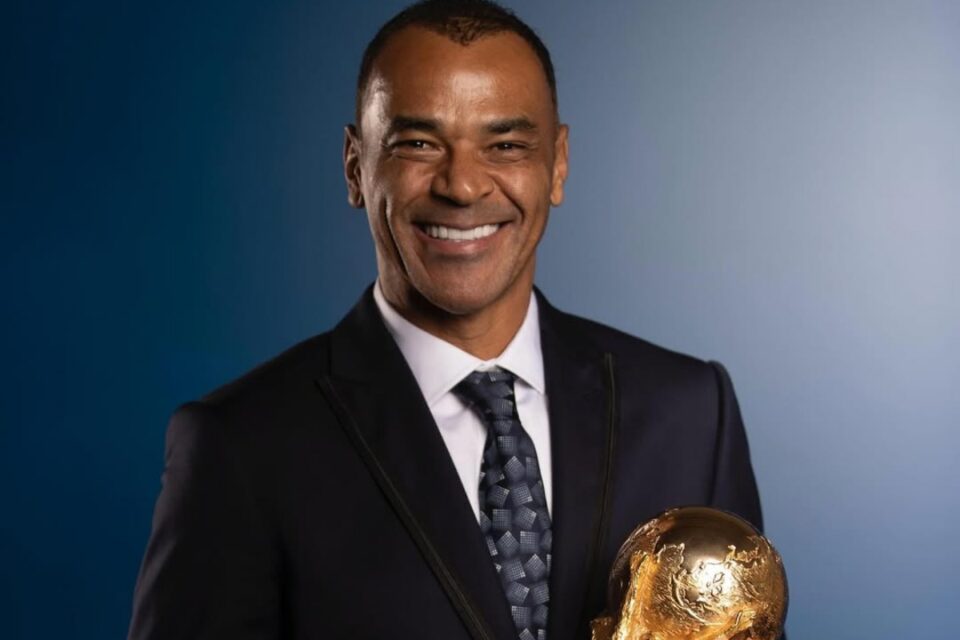 Cafu foi umas das lendas do futebol brasileiro que criticou a CBF