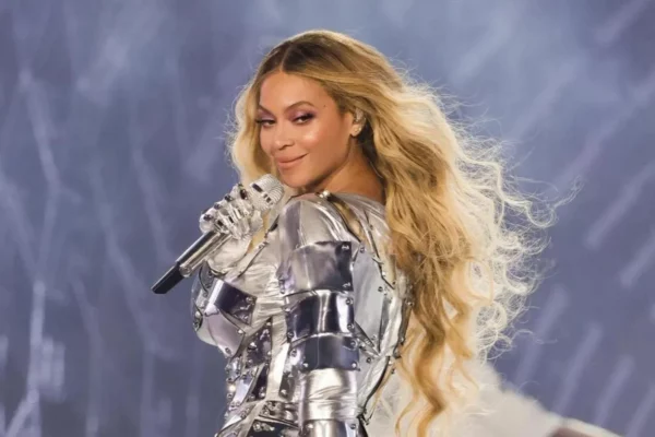 Beyoncé lidera enquete lançada por Eduardo Paes sobre próximo show internacional em Copacabana
