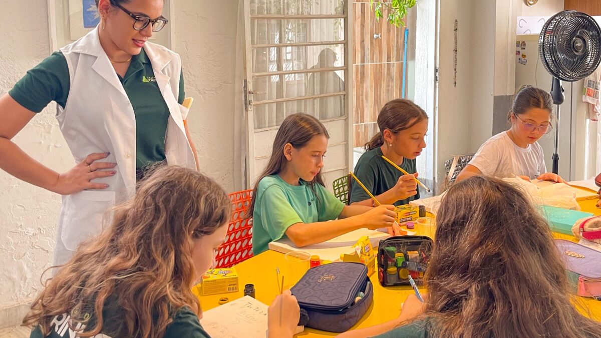 Projeto cultural abre inscrições para oficinas de arte para crianças típicas e atípicas em Goiânia
