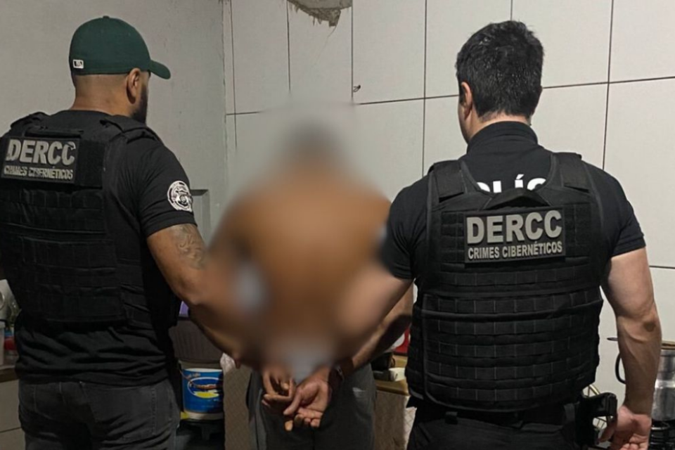 Homem é preso em Itumbiara suspeito de armazenar mais de mil imagens de pornografia infantil