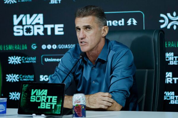 Goiás é o novo líder da Série B