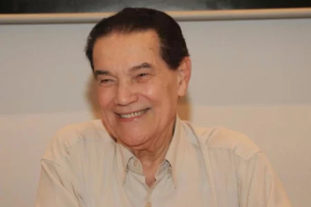 Famosos lamentam morte de Divaldo Franco