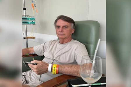 Bolsonaro diz que deve ter alta neste domingo e que deseja participar de ato por anistia