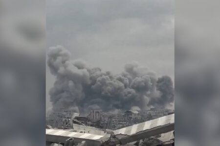 Bombardeios israelenses matam mais de cem em Gaza nas últimas 24 horas, dizem palestinos