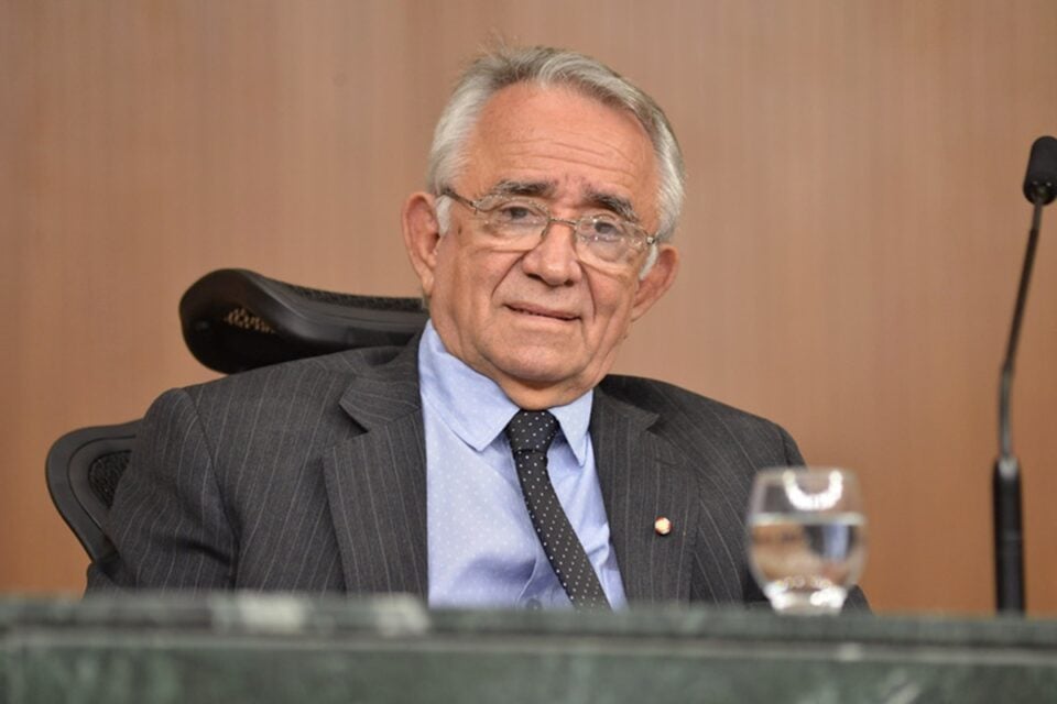 alvaroguimaraes-deputado-federal-ub