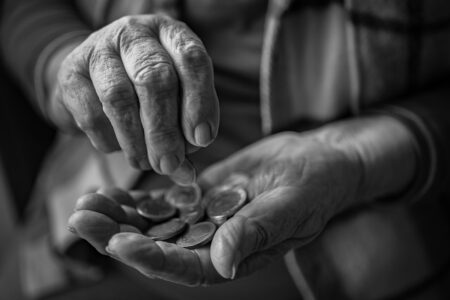 MP pede que Tribunal dê 14 dias para INSS devolver descontos indevidos em aposentadorias